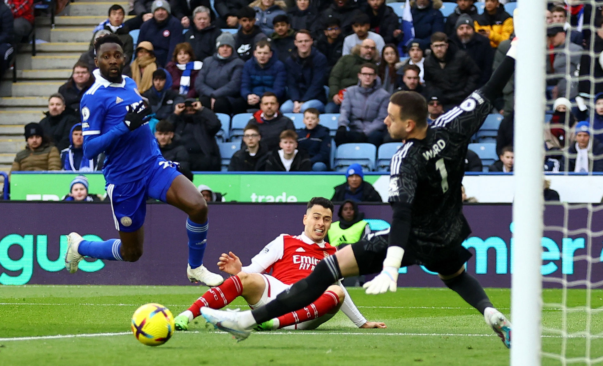 导致防守漏 导致防守漏